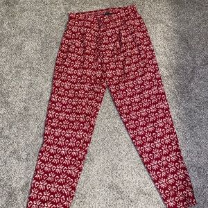 Red loose patterned pants